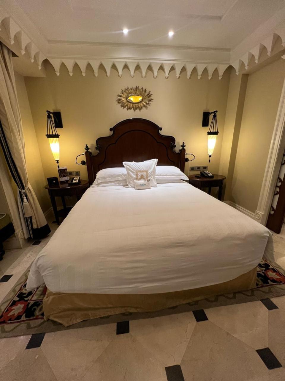 Hotel Itc Grand Bharat, A Luxury Collection Retreat, Gurgaon, New Delhi Capital Region Esterno foto