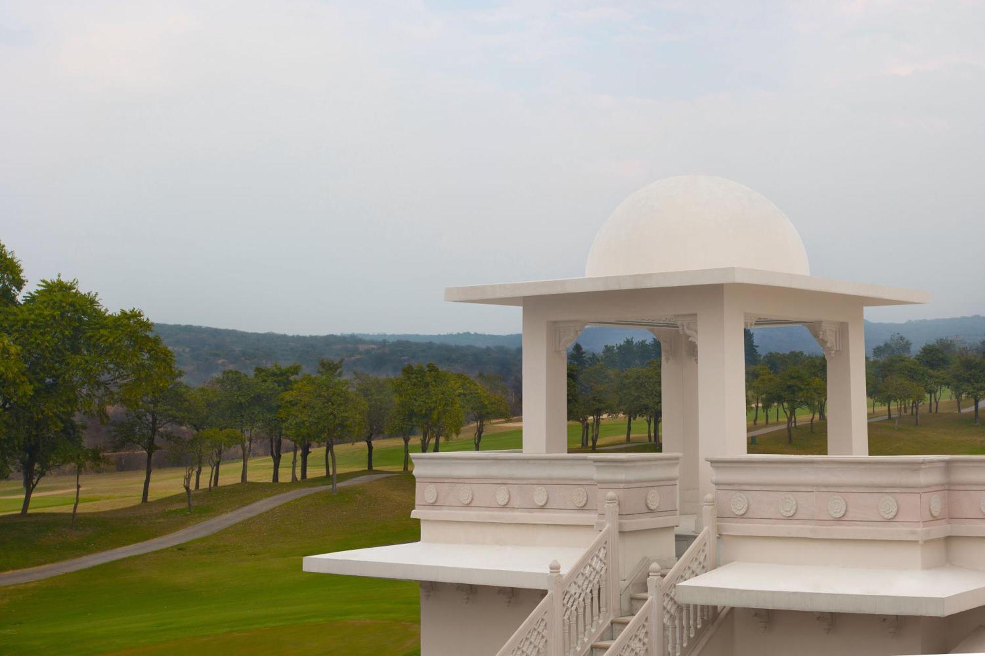 Hotel Itc Grand Bharat, A Luxury Collection Retreat, Gurgaon, New Delhi Capital Region Esterno foto